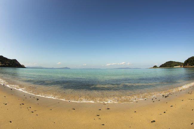 長崎県松浦市星鹿町青島　宝の浜海水浴場