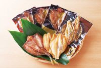 鷹島特産トラフグの干物が入った金の干し魚セット